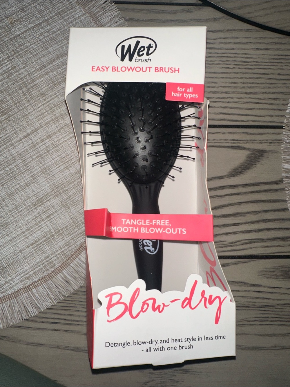 WetBrush Easy Blowout Brush - Black